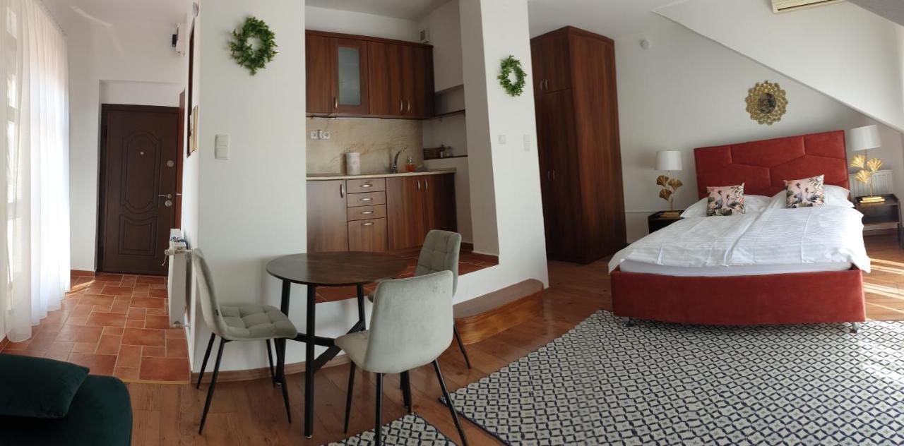 Fit Paradise Apartman ميسكولك المظهر الخارجي الصورة